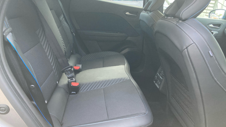 Renault Symbioz 1.6 E-Tech FHEV 145 Techno Esprit Alpine 5dr Auto Hybrid Estate